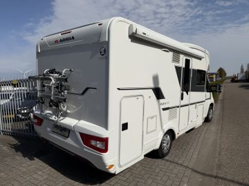 Adria MATRIX 600 DT Nav | Zonnepaneel | Hefbed
